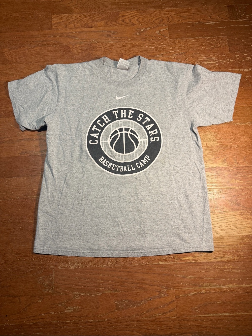 2007 Nike Catch the Stars Basketball Graphic Tee